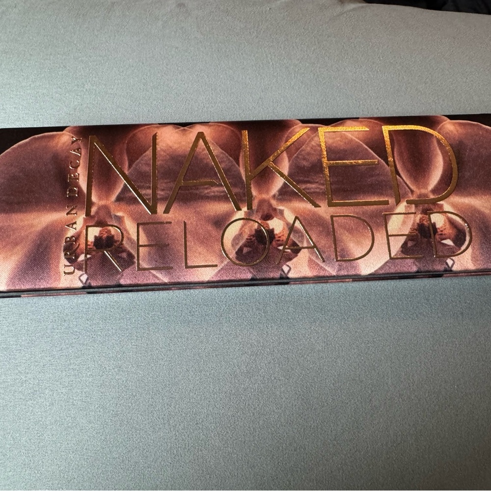 NAKED RELOADED EYESHADOW PALETTE - Picture 6 of 7